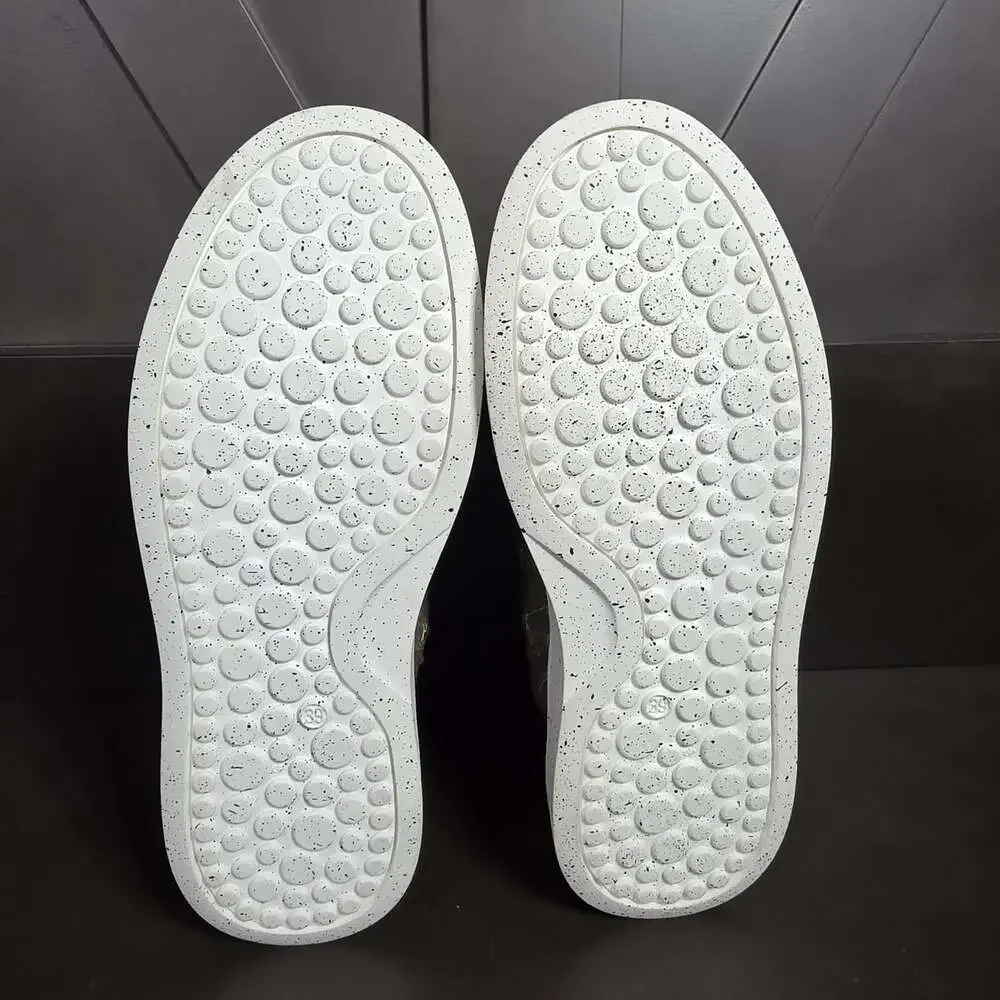Romanika Helsinki 01 Fleece Kombi Olive Boots  NEW Size 8-8.5